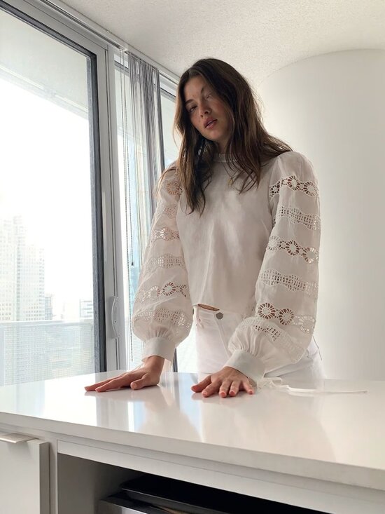 Wilfred Tops - NEVER WORN Aritzia Wilfred Wayfarer Blouse